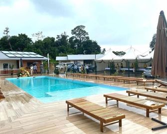 Hôtel Belle Terre Resort - Matoury - Piscina