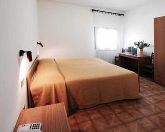 Albergo Ristorante Giulietta e Romeo - Montecchio Maggiore - Bedroom