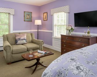 1802 House Bed & Breakfast - קנבאנקפורט - סלון