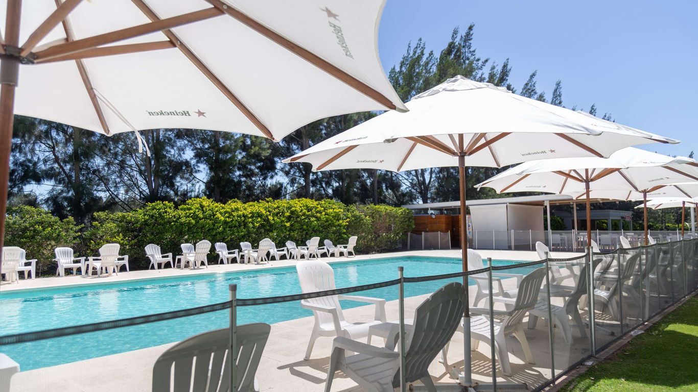 Howard Johnson by Wyndham Funes