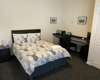 Ivy Cottage-Serviced accommodation - Westhill - Habitación