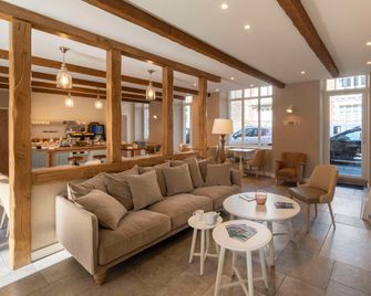 Best Western Flers Centre Gare - Flers - Living room