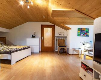 Ferienwohnung \'Landurlaub\' 45m², Dachgeschoss - Bad Feilnbach - Schlafzimmer