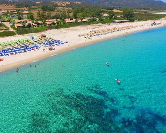 Rey Beach Club - Costa Rei - Playa