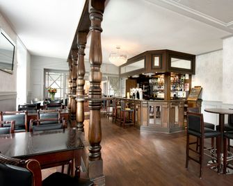The Imperial Crown Hotel - Halifax - Bar