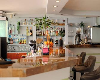 Corfu Maris - Benitses - Bar