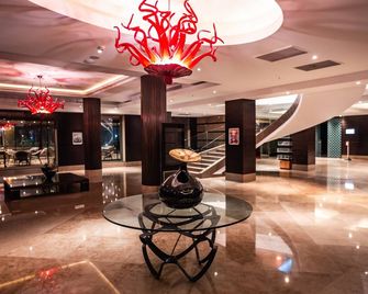Çelik Palace Hotel Convention Center & Thermal Spa - Bursa - לובי