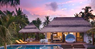 Pullman Maldives Resort - Viligili - Piscina