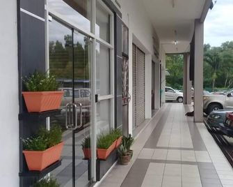 Ginasuite Kompleks27 Hotel - Bandar Seri Begawan - Vista del exterior