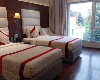 Ss Lumina Hotel - Bengaluru - Bedroom