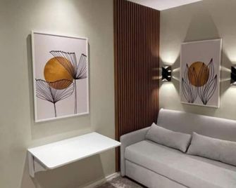 Tirent Apartment- Studio Central - Tirana - Living room