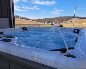 Peaceful Valley Retreat - Sugarcreek