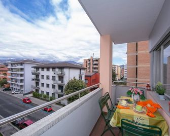 Kiki House - Lugano - Parveke