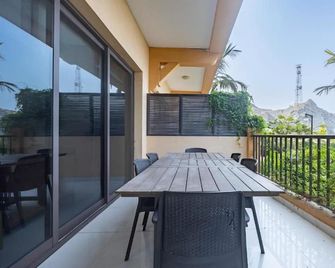 Bloomfields 2BR plus Maid in Mina Fajer - Dibba Al-Fujairah - Балкон