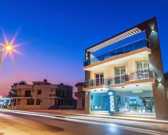 Mediterraneo Palace Luxury Affittacamere - Pachino - Gebäude