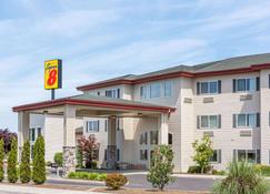 Super 8 by Wyndham Central Pt Medford - Медфорд - Здание