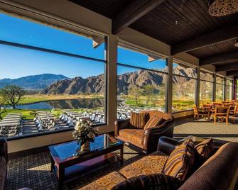 Charming Room w/ Access to 41 Pools, 23 Tennis Courts, and Lovely Gardens - La Quinta