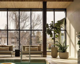 The Kenrick Hotel - Banff