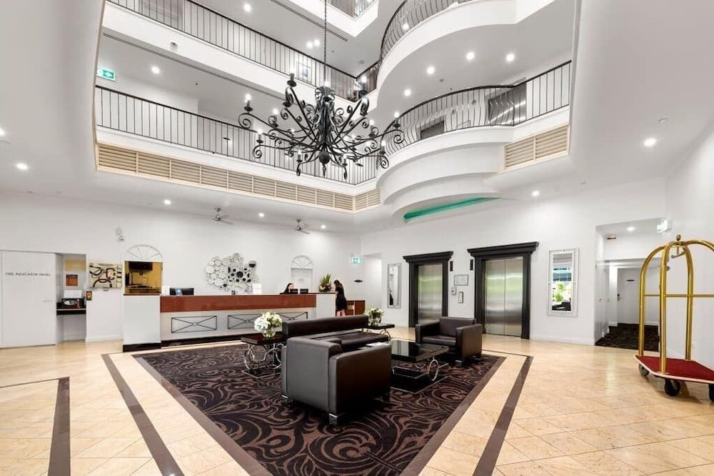 Cosmo Apartment Hotel - Brisbane - Lobby