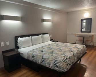 Studio 6 Suites Euless Tx Dfw West - Euless