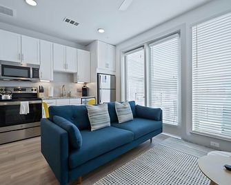 Placemakr Austin Downtown, Apartments by Hilton - Austin - Restaurante