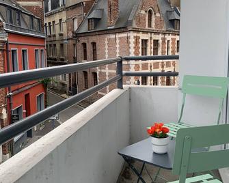 Au Puits Saint Josse - Centre Historique - Wifi - Arras - Balcon