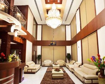 Athirappilly Residency - Vettilappara - Lobby