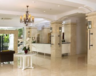Gallery Prawirotaman Hotel - Yogyakarta - Reception