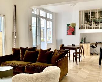 Charming vacation home, 2 minutes from the beach - Dinard - Sala de estar