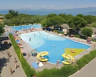Camping Cisano - San Vito - Bardolino - Piscina