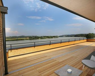 Donau Lodge Ybbs - Ybbs an der Donau - Balcone
