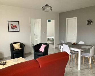 Le 30 - Cognac - Living room