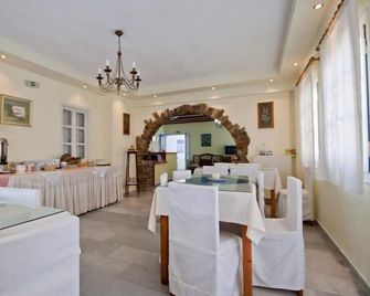 Agia Anna Hotel - Agia Anna