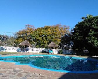 Regency Hotel Flamboyant - Masvingo - Pool