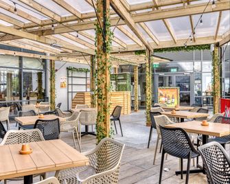 Premier Inn London Gatwick Airport - Лондон - Ресторан