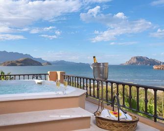 3 Br Waterfront Penthouse - Villa Del Palmar/Loreto - Other Size Suites Availabl - Loreto - Balcón