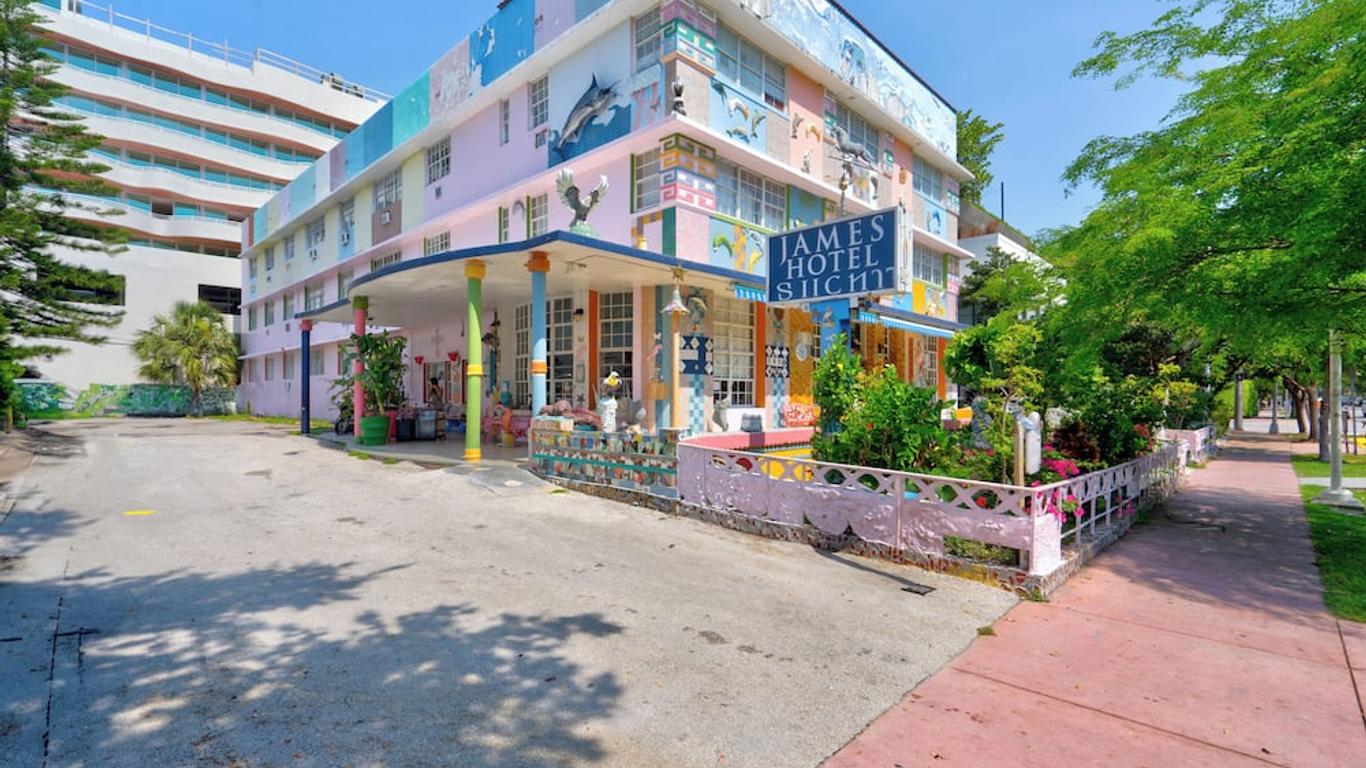 James Hotel
