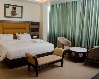 Hotel Grand Lotus - Dimāpur - Bedroom