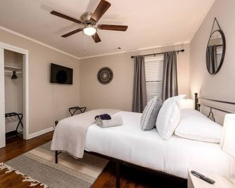 East Memphis Living Close to Everything - Memphis - Bedroom