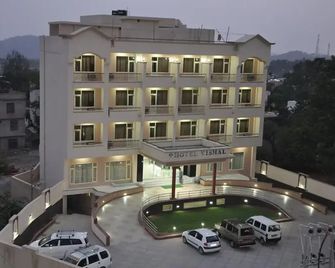Hotel Vishal International - Surendranagar - Building