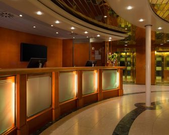 Sunborn London Yacht Hotel - London - Lễ tân