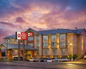 Best Western Plus Calgary Centre Inn - Calgary - Building