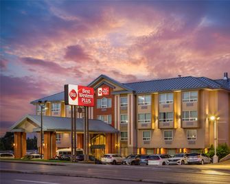 Best Western Plus Calgary Centre Inn - Calgary - Edifício