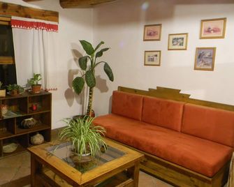 La Troje de Adobe - Creel - Wohnzimmer