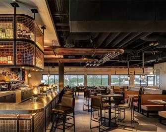 The Wildbirch Hotel - JdV by Hyatt - Anchorage - Bar