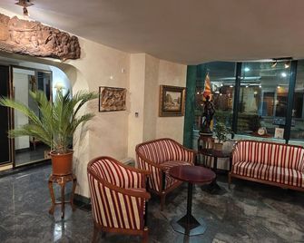 Hotels Elsa - Skopje - Lobby