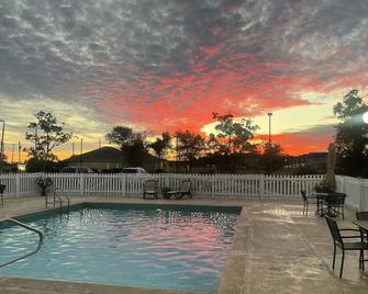 Cornerstone Lodge of Foley - Foley - Pool