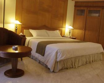 Makassar Golden Hotel - Makassar