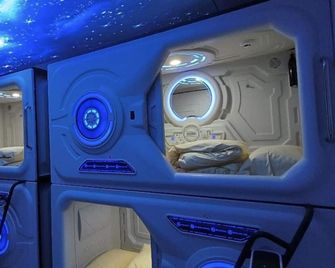 just hostel capsules - Alicante