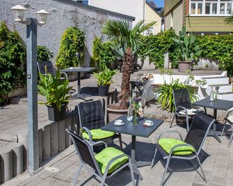 Relax Hotel & Spa Stuttgart - Stuttgart - Patio